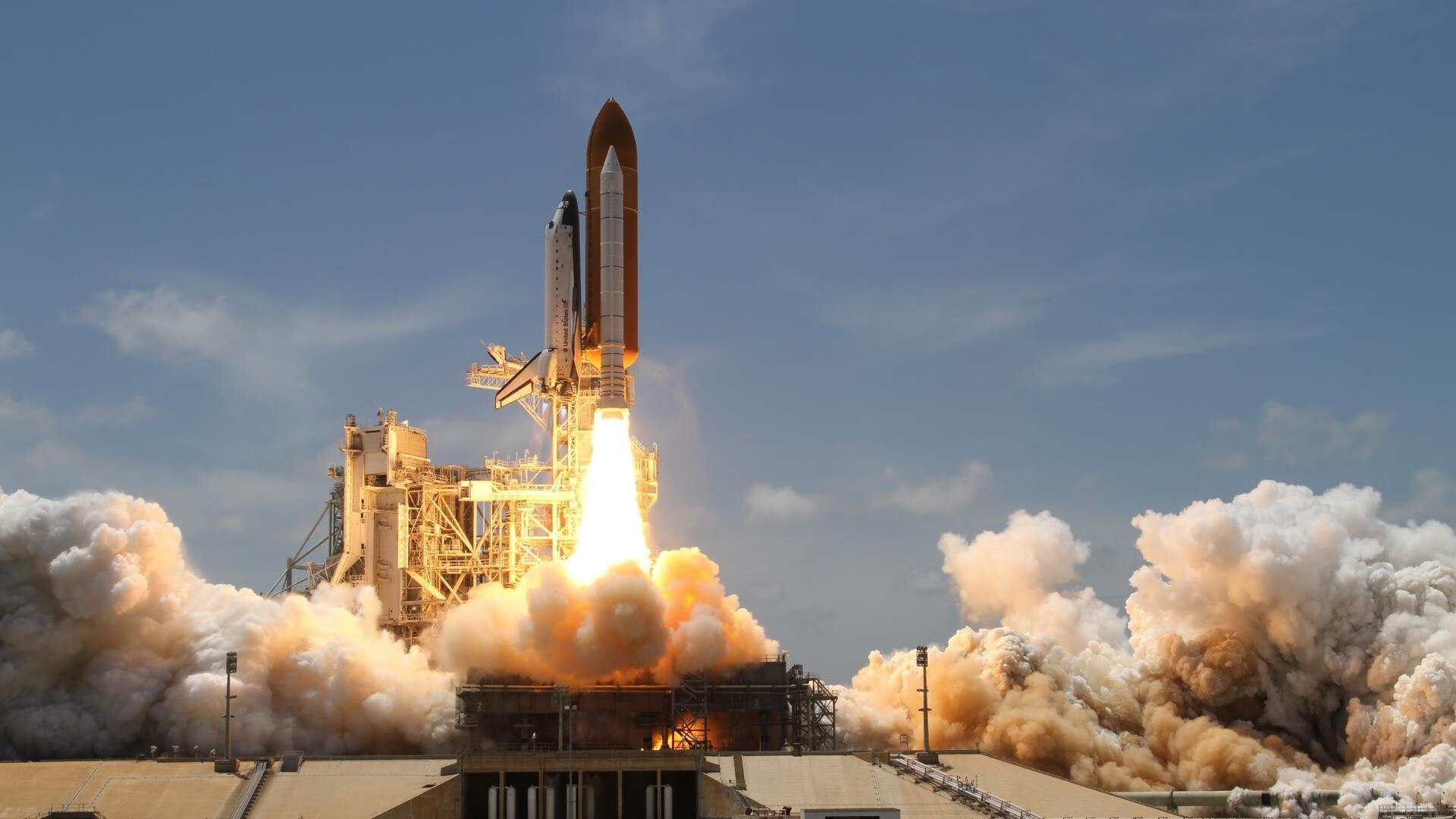 开云真人-“四川省体育馆：自由搏击赛事，选手们展开血脉喷张的极限对抗！”